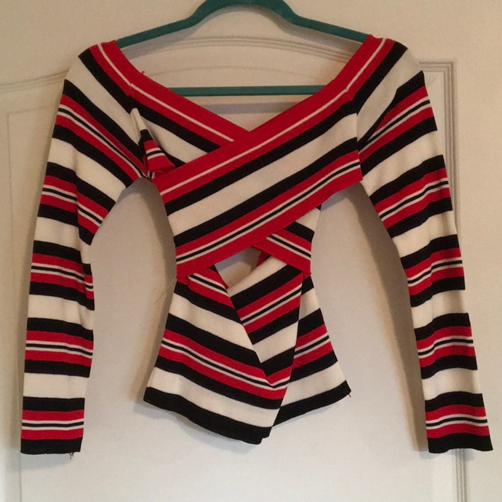 AmiClubWear stripped cutout shirt